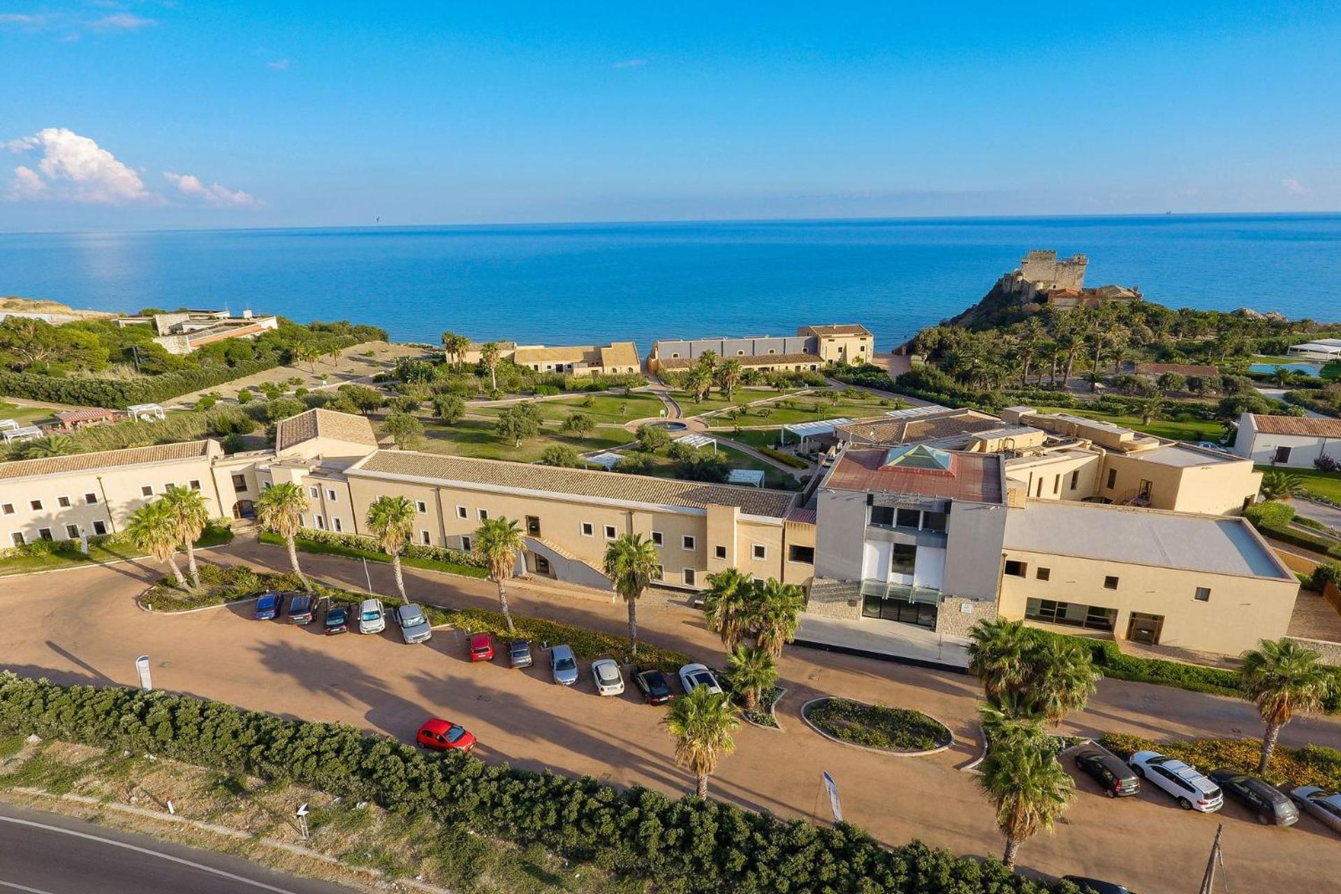 Falconara Greenblu Resort Licata Exterior photo
