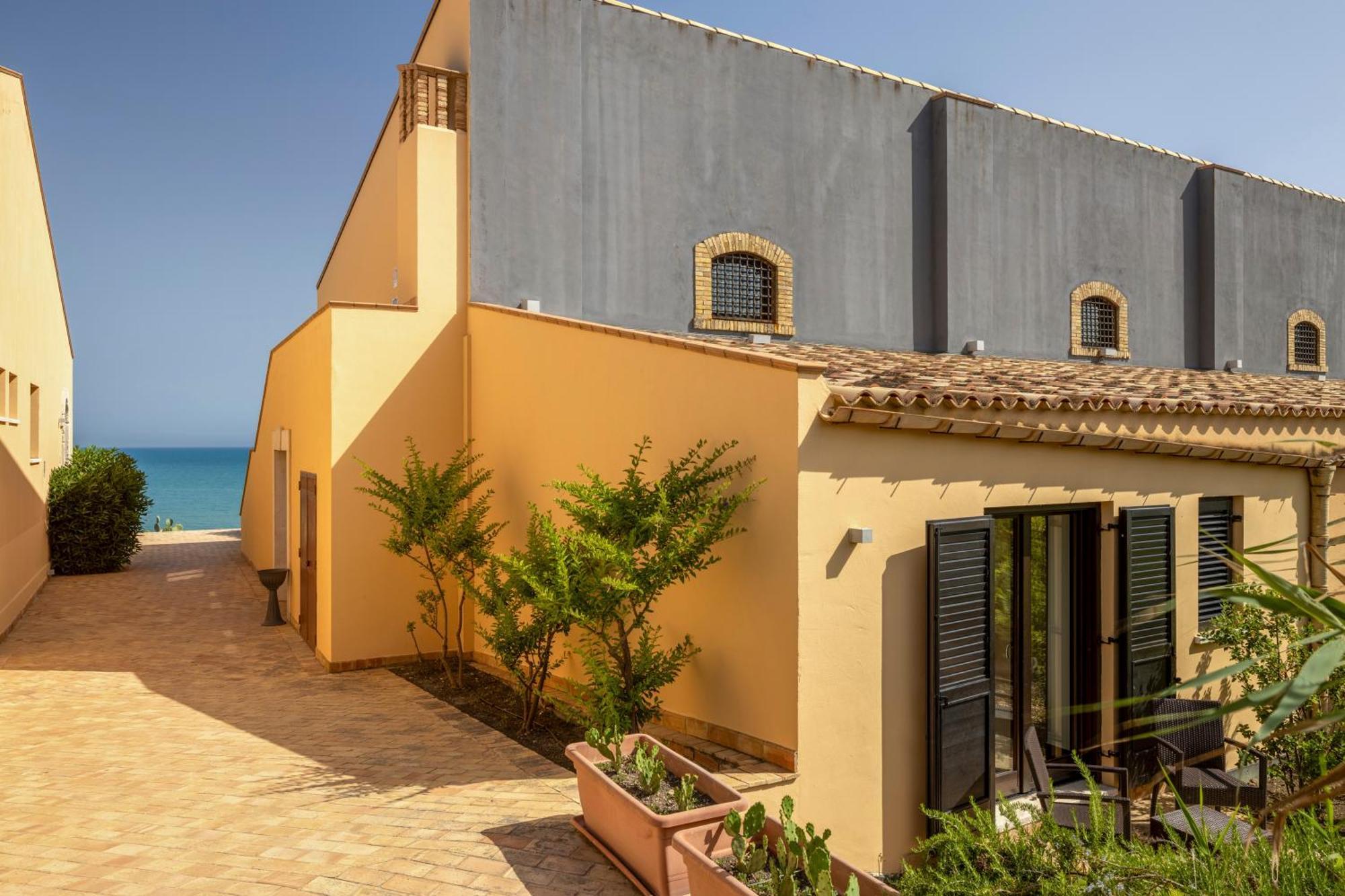 Falconara Greenblu Resort Licata Exterior photo