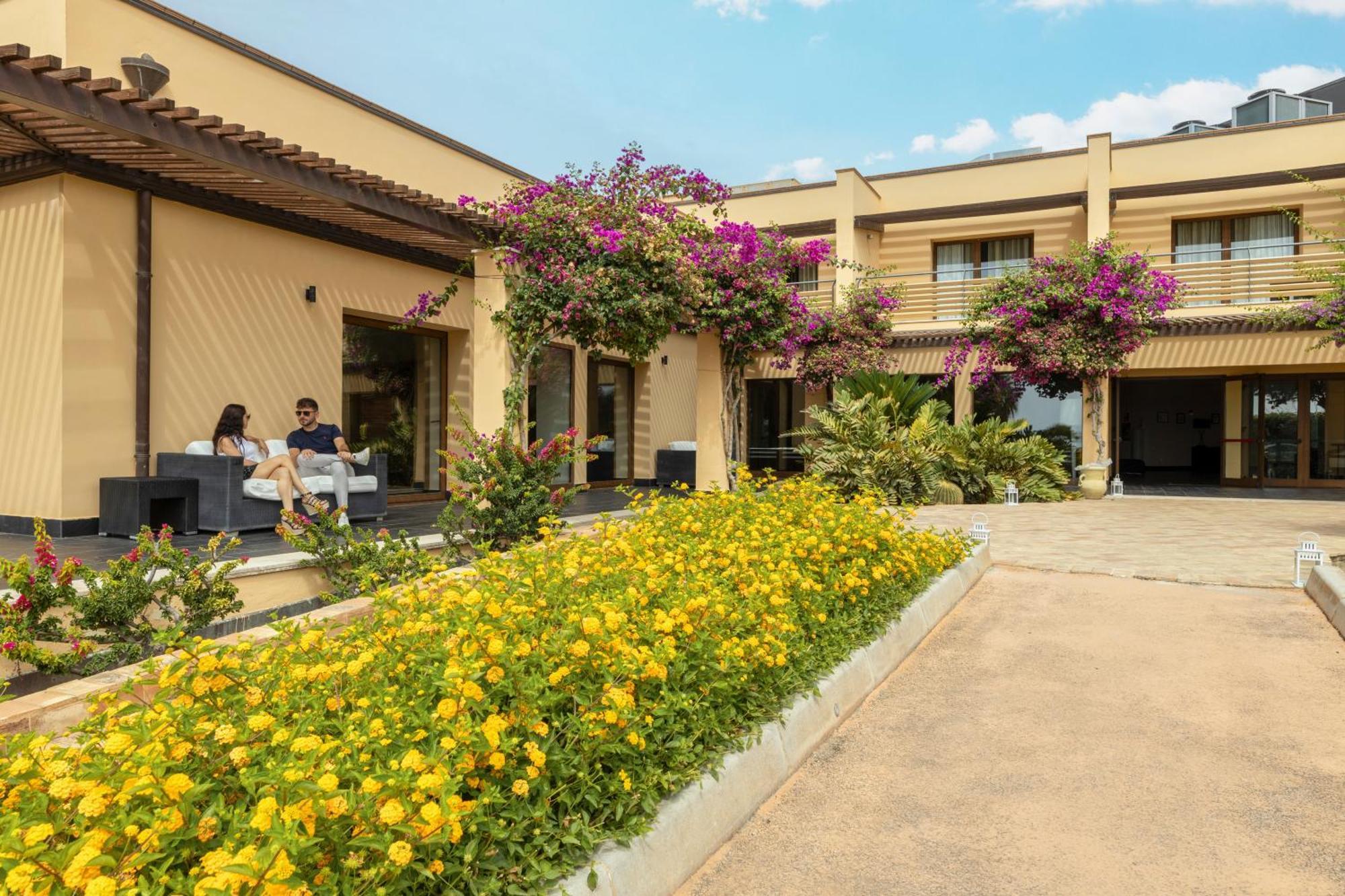 Falconara Greenblu Resort Licata Exterior photo